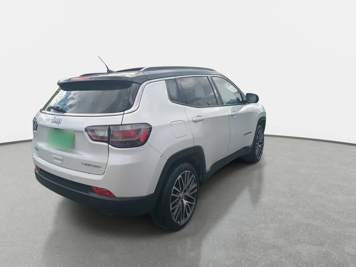 Jeep Compass 1.3 Limited 4x2 At 5p año 2023