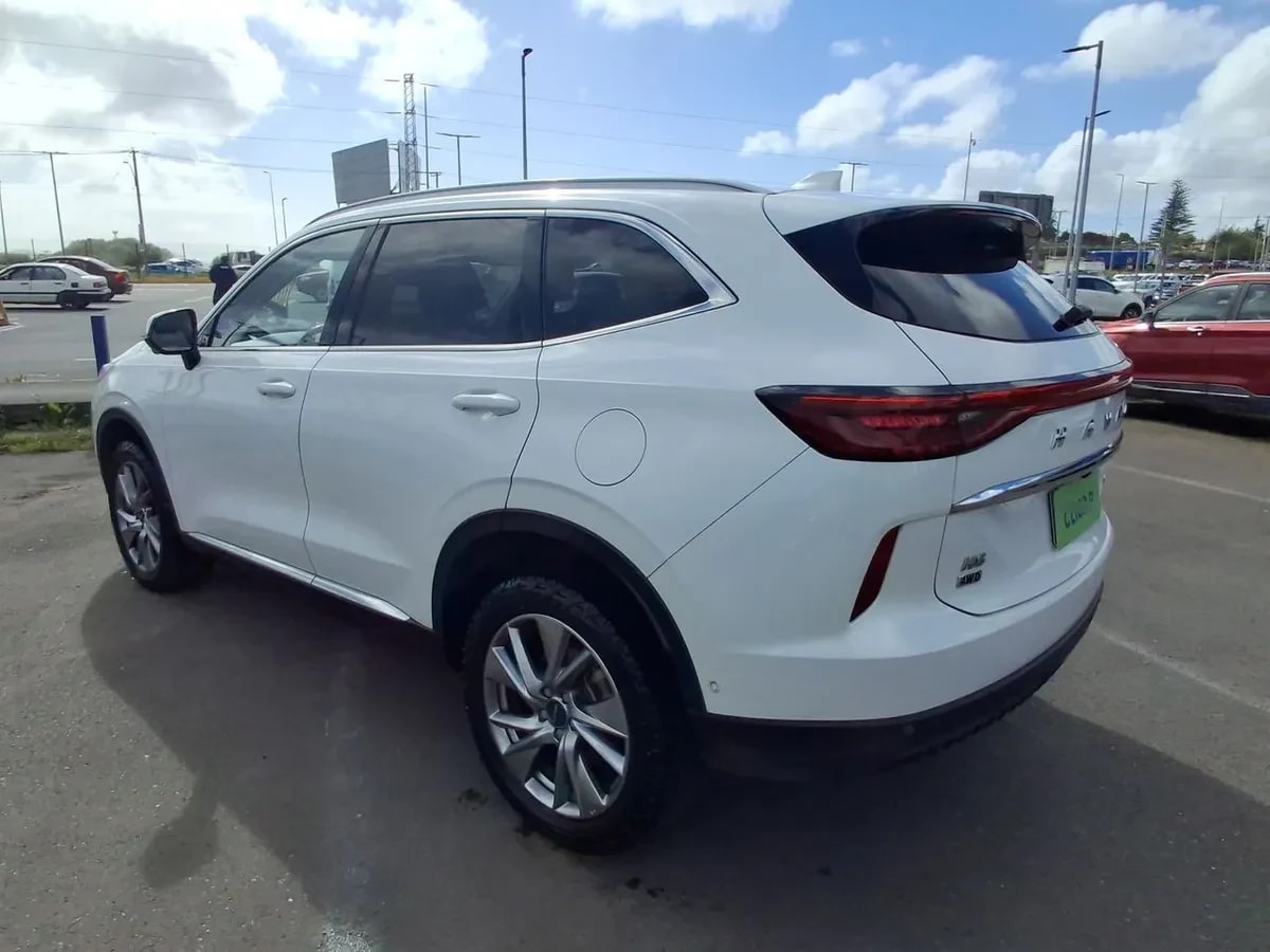 Haval H6 2.0 Deluxe 4x4 At 5p año 2023