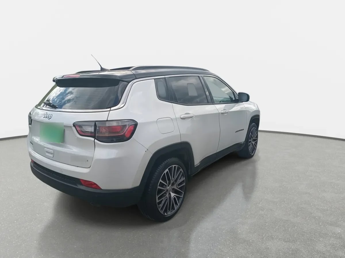 Jeep Compass 1.3 Limited 4x2 At 5p año 2023