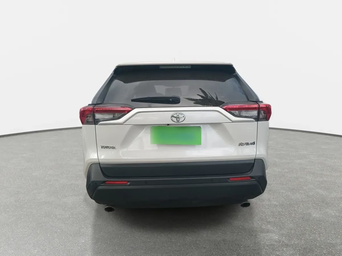 Toyota Rav 4 2.0 Xle 4x2 Cvt At 5p año 2020