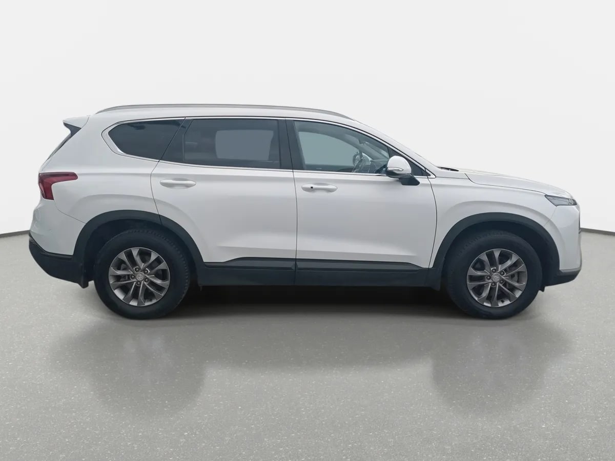 Hyundai Santa Fe 2.5 Plus Fl 2wd At 5p año 2023