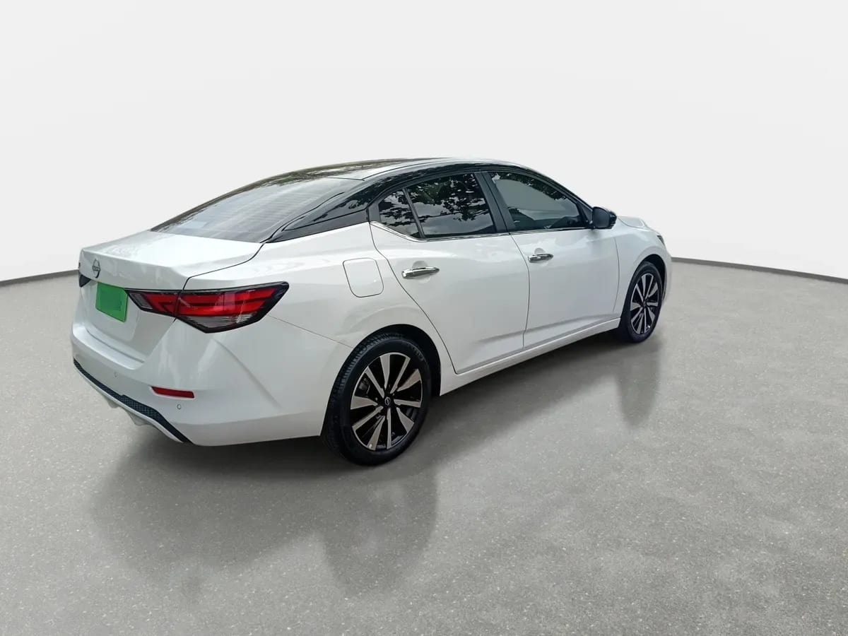 Nissan Sentra 2.0 Advance 4x2 Cvt At 4p año 2025