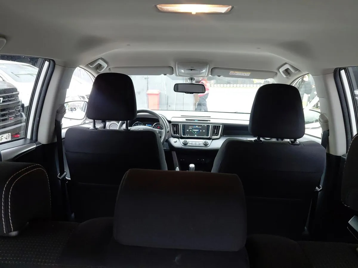 Toyota Rav 4 2.0 Adventure 4x2 Super Lujo At 5p año 2019