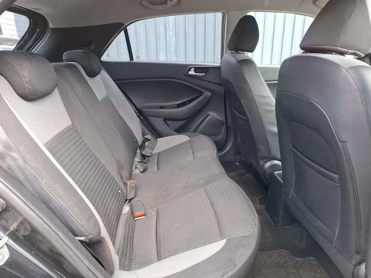 Hyundai I20 1.4 Gl Active 4x2 Hb Mt 5p año 2021