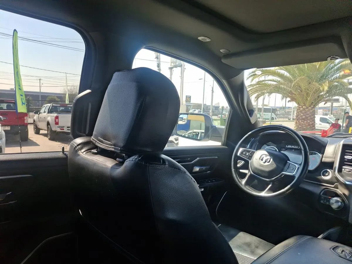 Ram 1500 5.7 Laramie Sport 4x4 At 4p año 2022