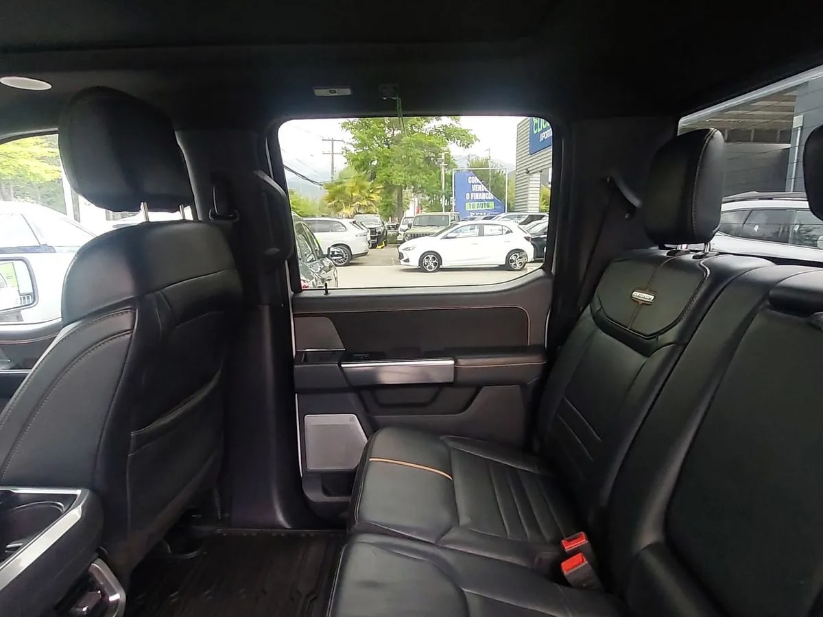 Ford F-150 3.5 Platinum Cc Dob. Cab. 4x4 At 4p año 2024
