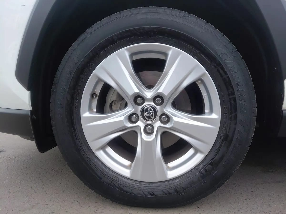 Toyota Rav 4 2.0 Le 4x2 Cvt At 5p año 2022