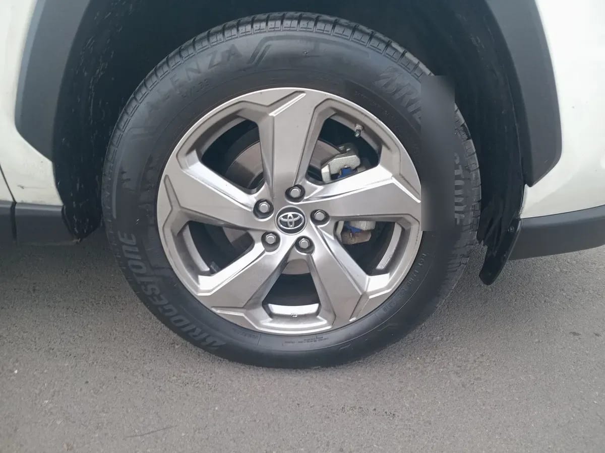 Toyota Rav 4 2.0 Xle 4x2 Cvt At 5p año 2020