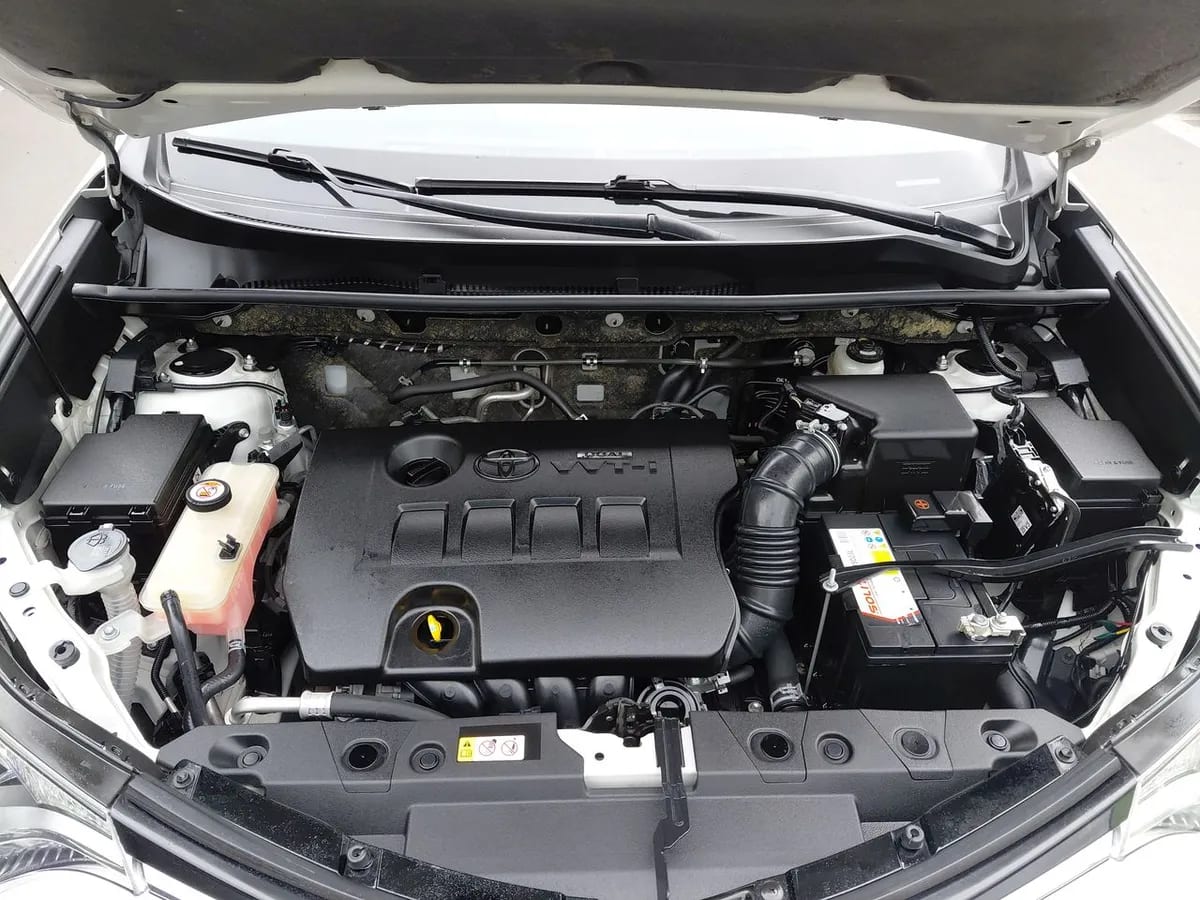 Toyota Rav 4 2.0 Adventure 4x2 Super Lujo At 5p año 2019