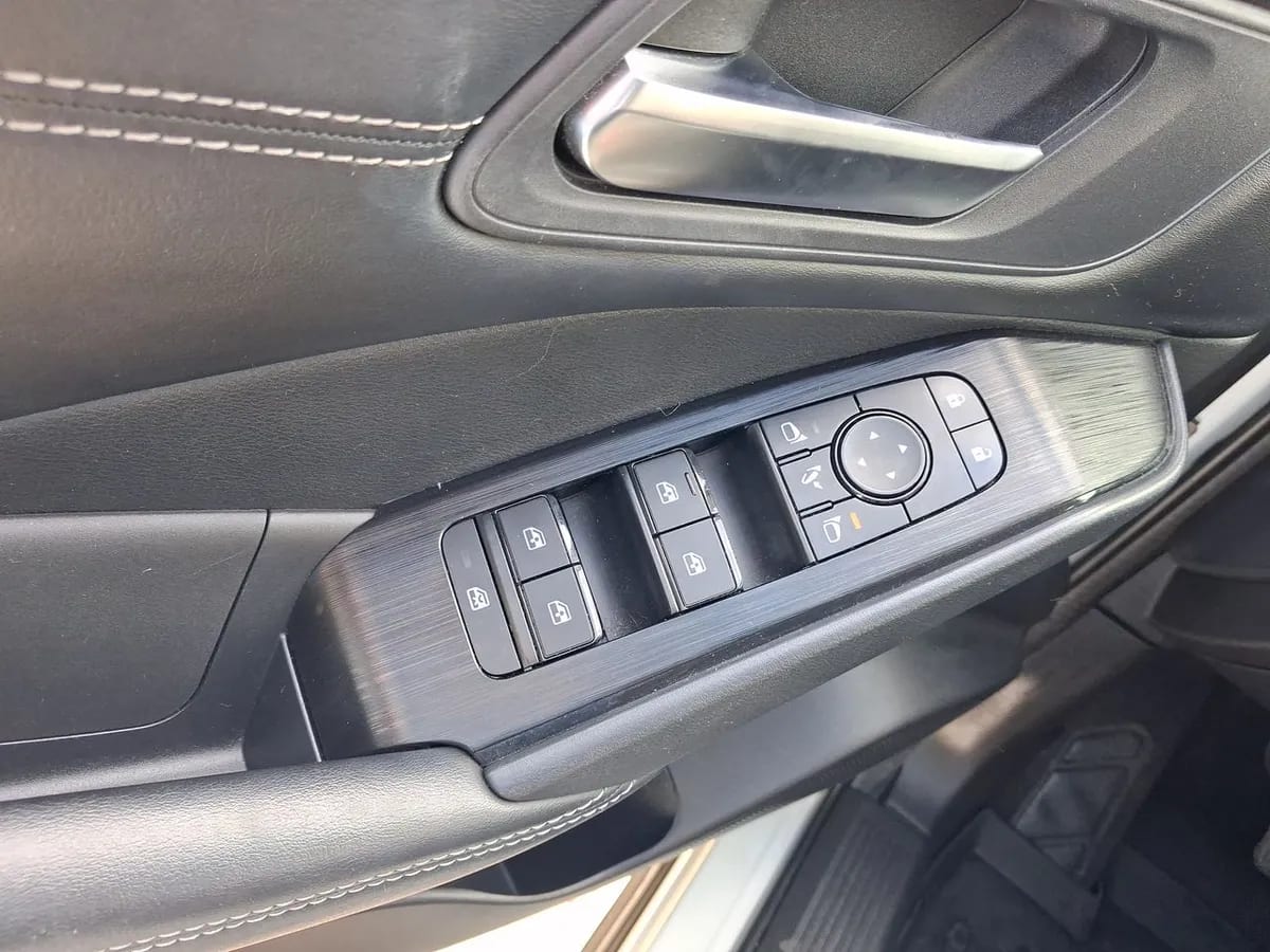 Nissan Qashqai 1.3t Sense 2wd Mt 5p año 2023