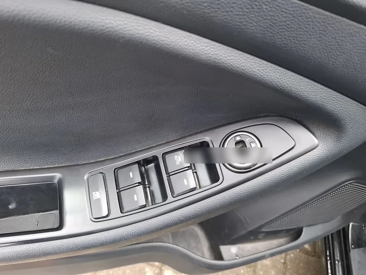 Hyundai I20 1.4 Gl Active 4x2 Hb Mt 5p año 2021