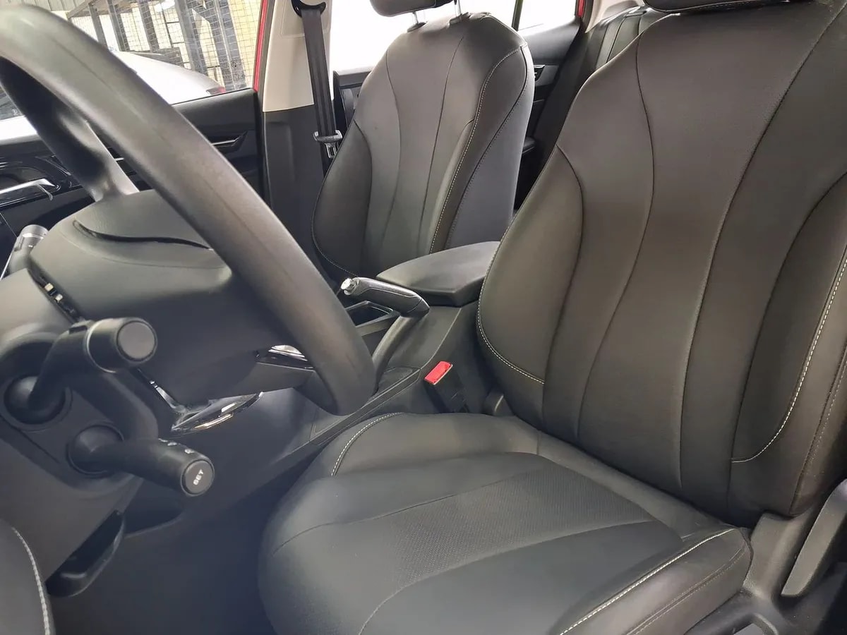 MG 5 1.5 Com 4x2 Mt 4p año 2026