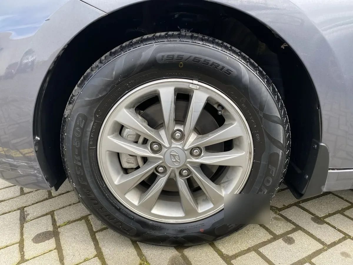 Hyundai Elantra 1.6 Value Fl 4x2 Mt 4p año 2021