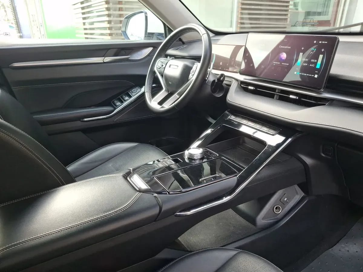 Haval H6 2.0 Deluxe 4x4 At 5p año 2023