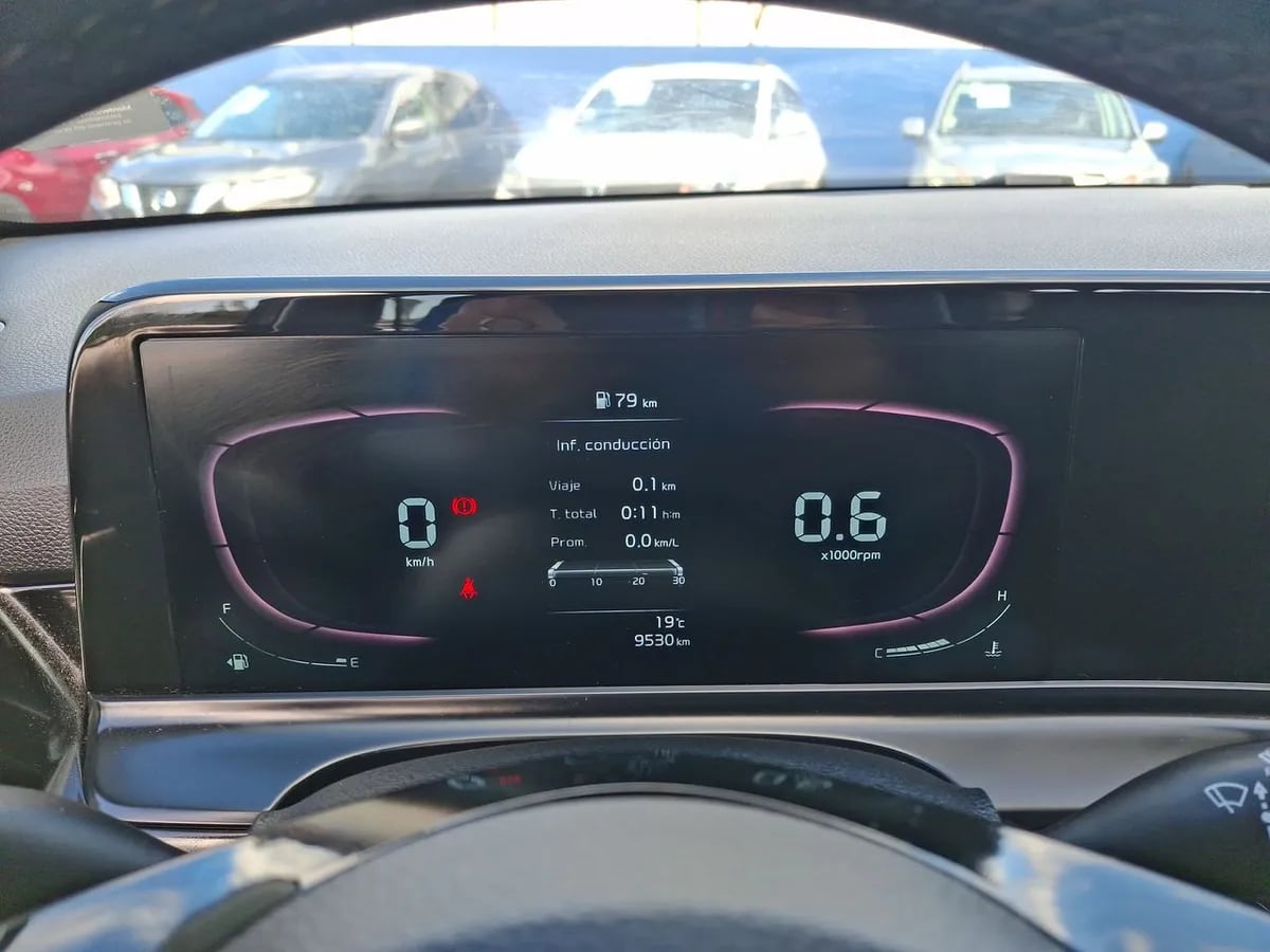 Kia Seltos 1.5 Ex 4x2 6mt 5p año 2025