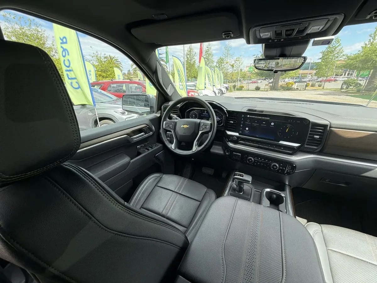 Chevrolet Silverado 3.0 High Country 4x4 At 4p año 2026