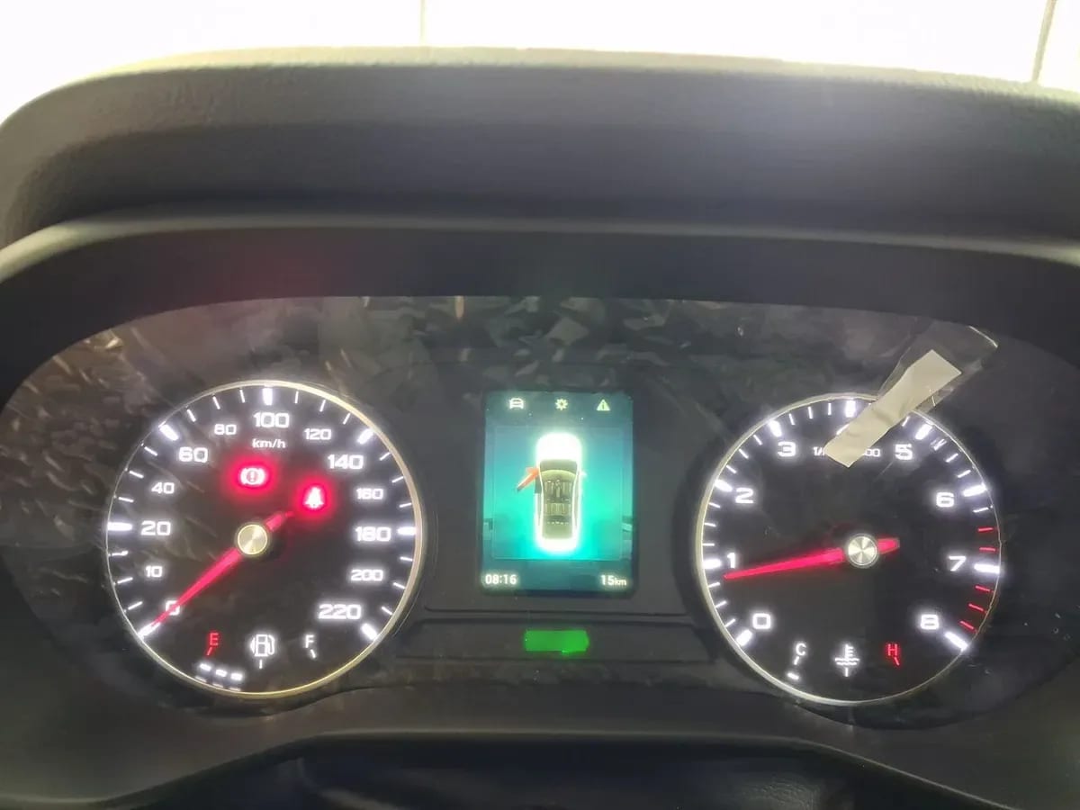 MG 5 1.5 Com 4x2 Mt 4p año 2026