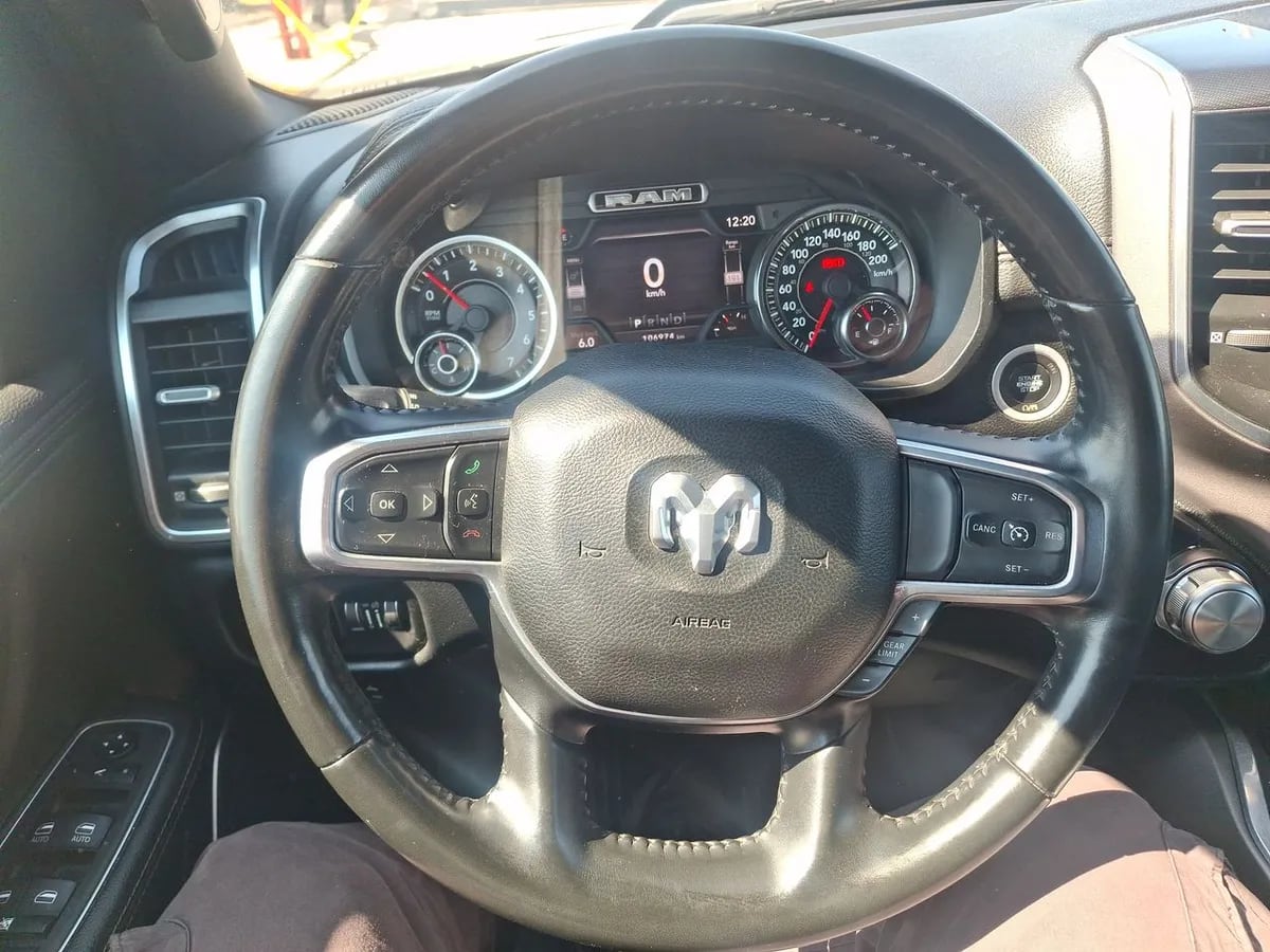 Ram 1500 5.7 Laramie Sport 4x4 At 4p año 2022