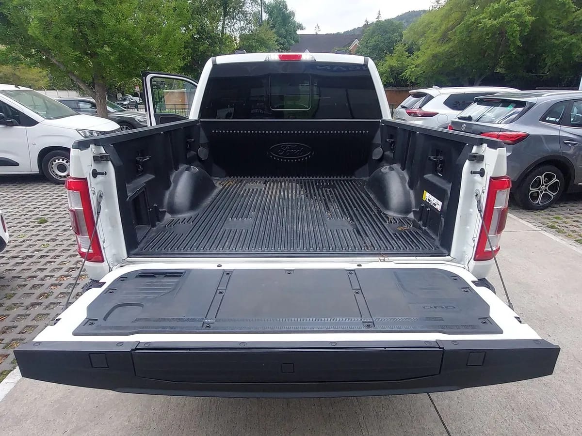 Ford F-150 3.5 Platinum Cc Dob. Cab. 4x4 At 4p año 2024