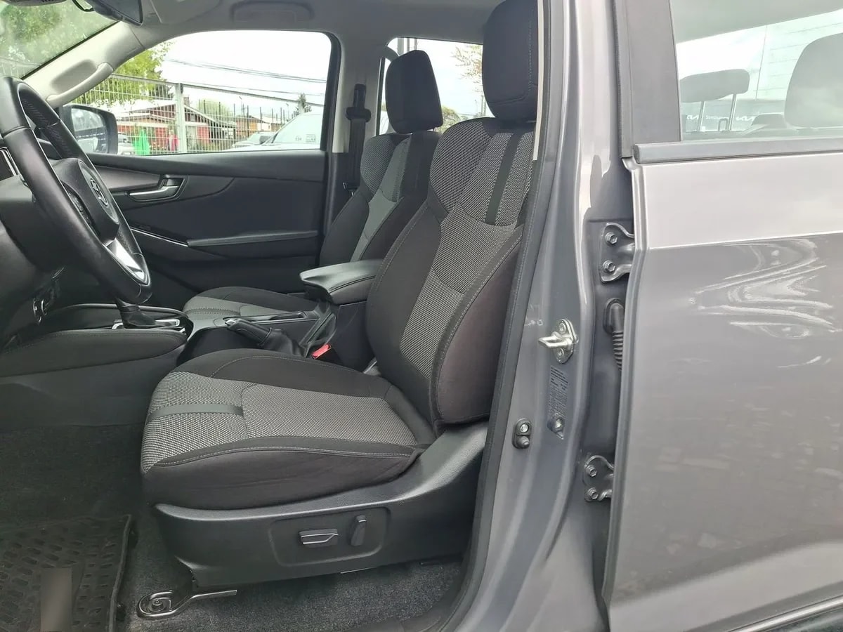 Mazda Bt-50 3.0 High Diesel 4x4 Dob.cab. 6at 4p año 2023