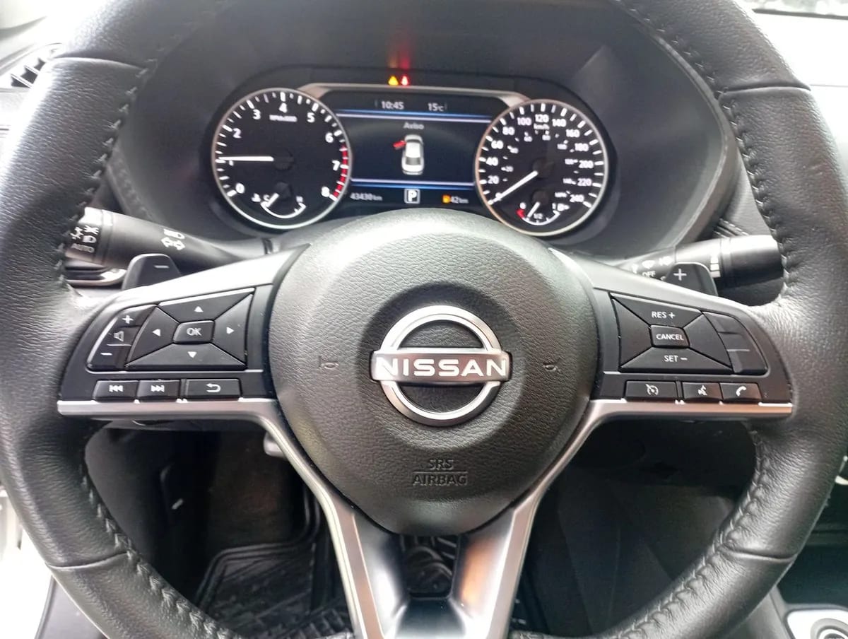 Nissan Sentra 2.0 Advance 4x2 Cvt At 4p año 2025