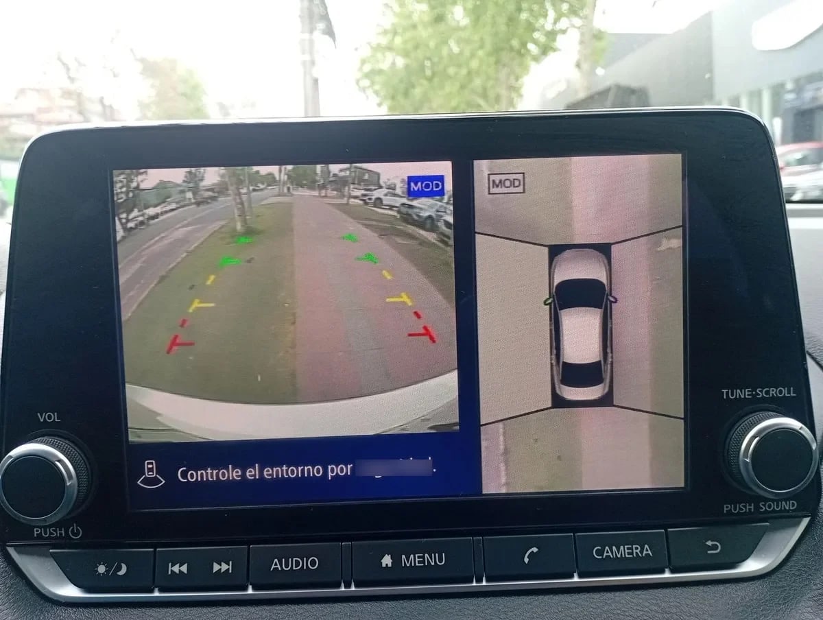 Nissan Sentra 2.0 Advance 4x2 Cvt At 4p año 2025