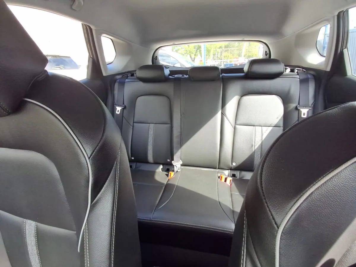 Chevrolet Tracker 1.2t Ltz T 4x2 At 5p año 2026