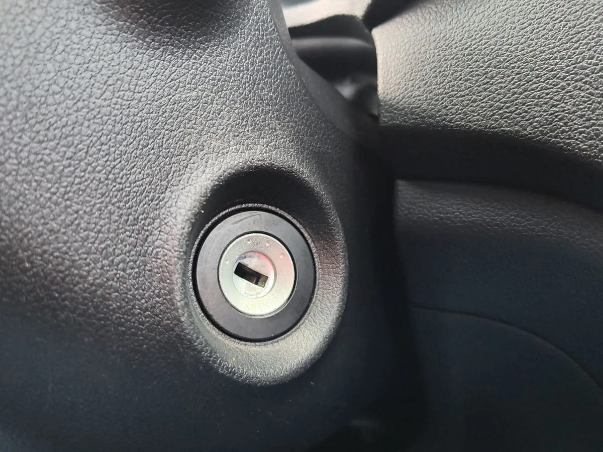 Hyundai Accent 1.4 Hci Value 4x2 Mt 4p año 2021