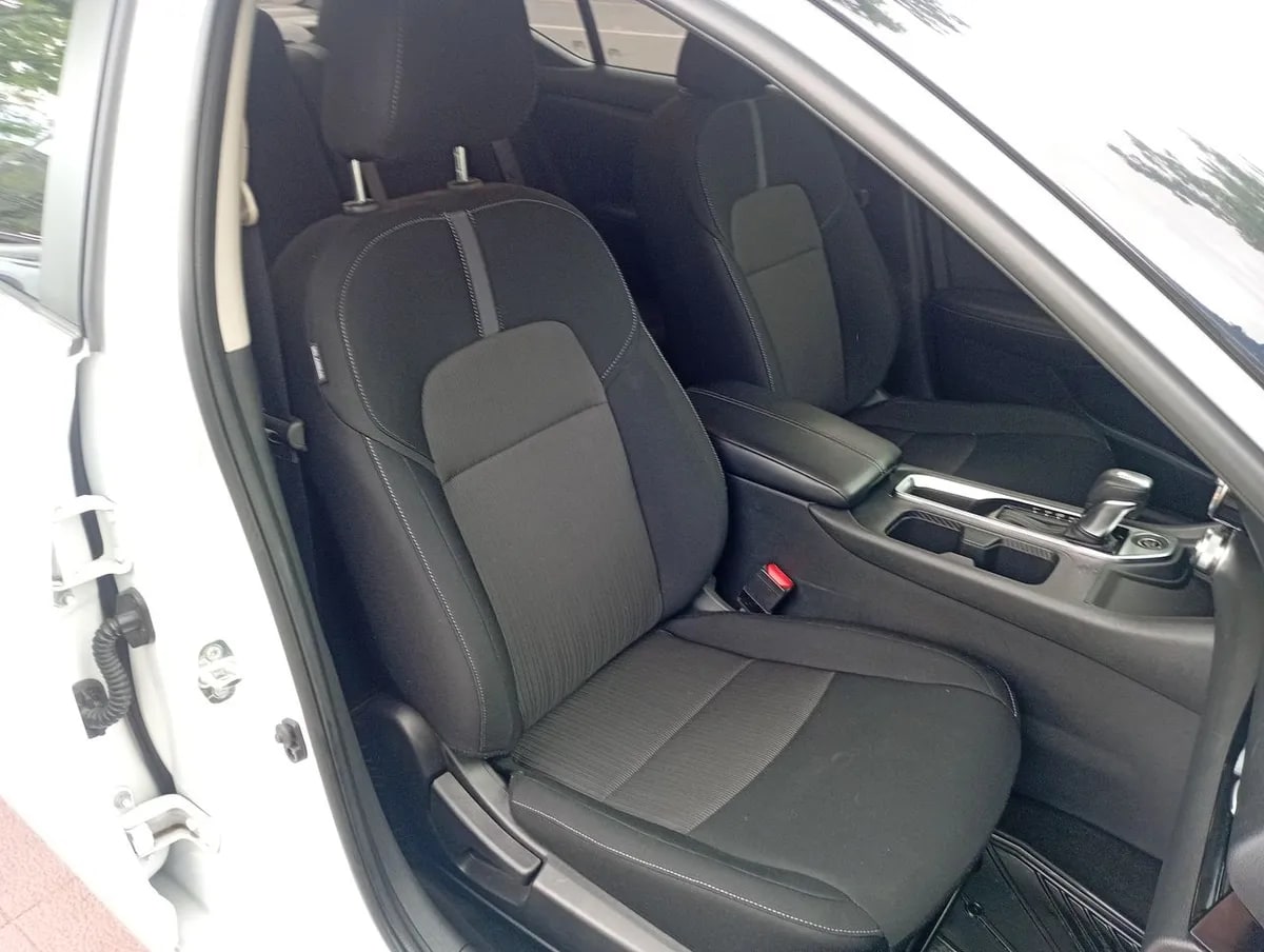 Nissan Sentra 2.0 Advance 4x2 Cvt At 4p año 2025