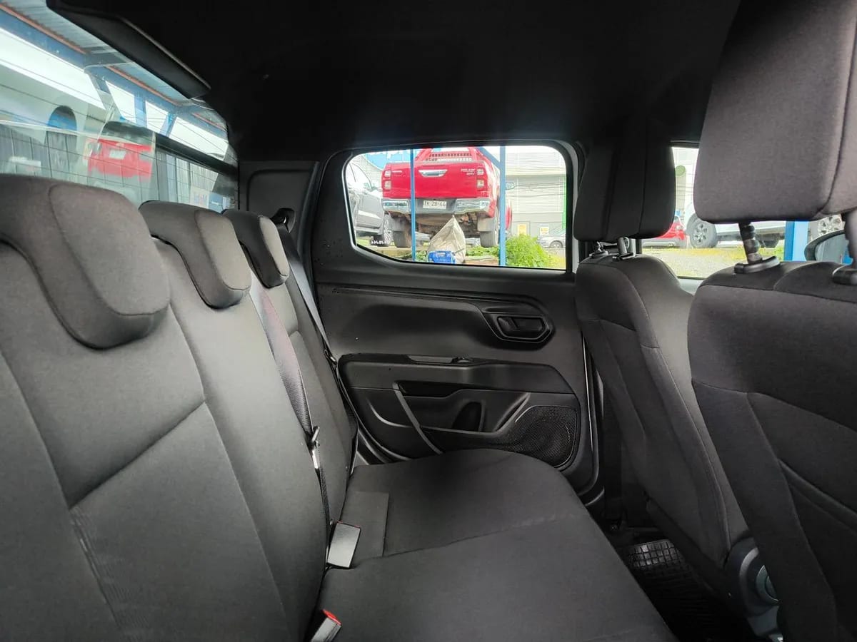 Ram 700 1.3 Slt 4x2 Dob. Cab. Mt 4p año 2026