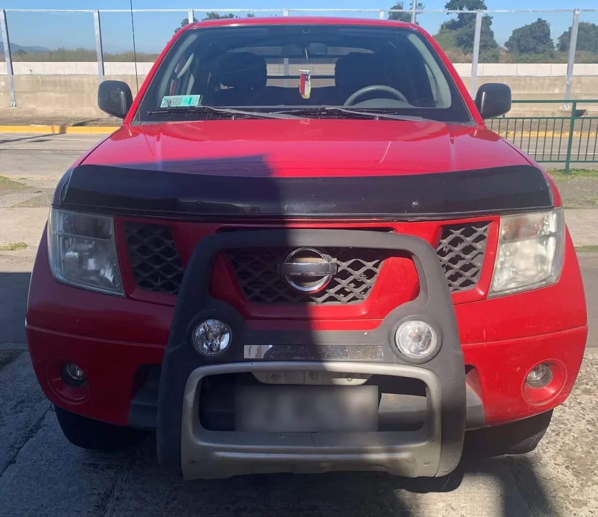 NISSAN NAVARA 2.5 Se Lsd Mt 4x4 Diesel año 2014