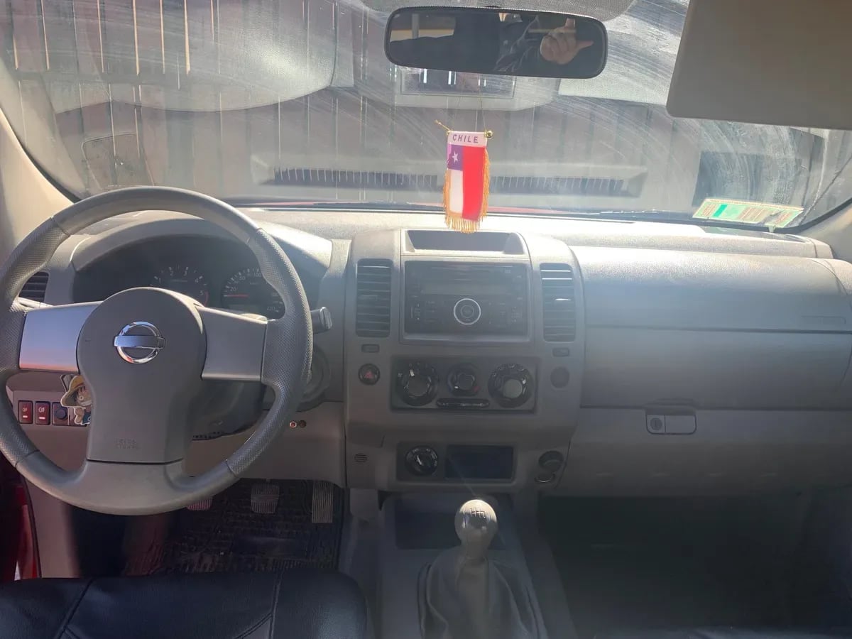 NISSAN NAVARA 2.5 Se Lsd Mt 4x4 Diesel año 2014