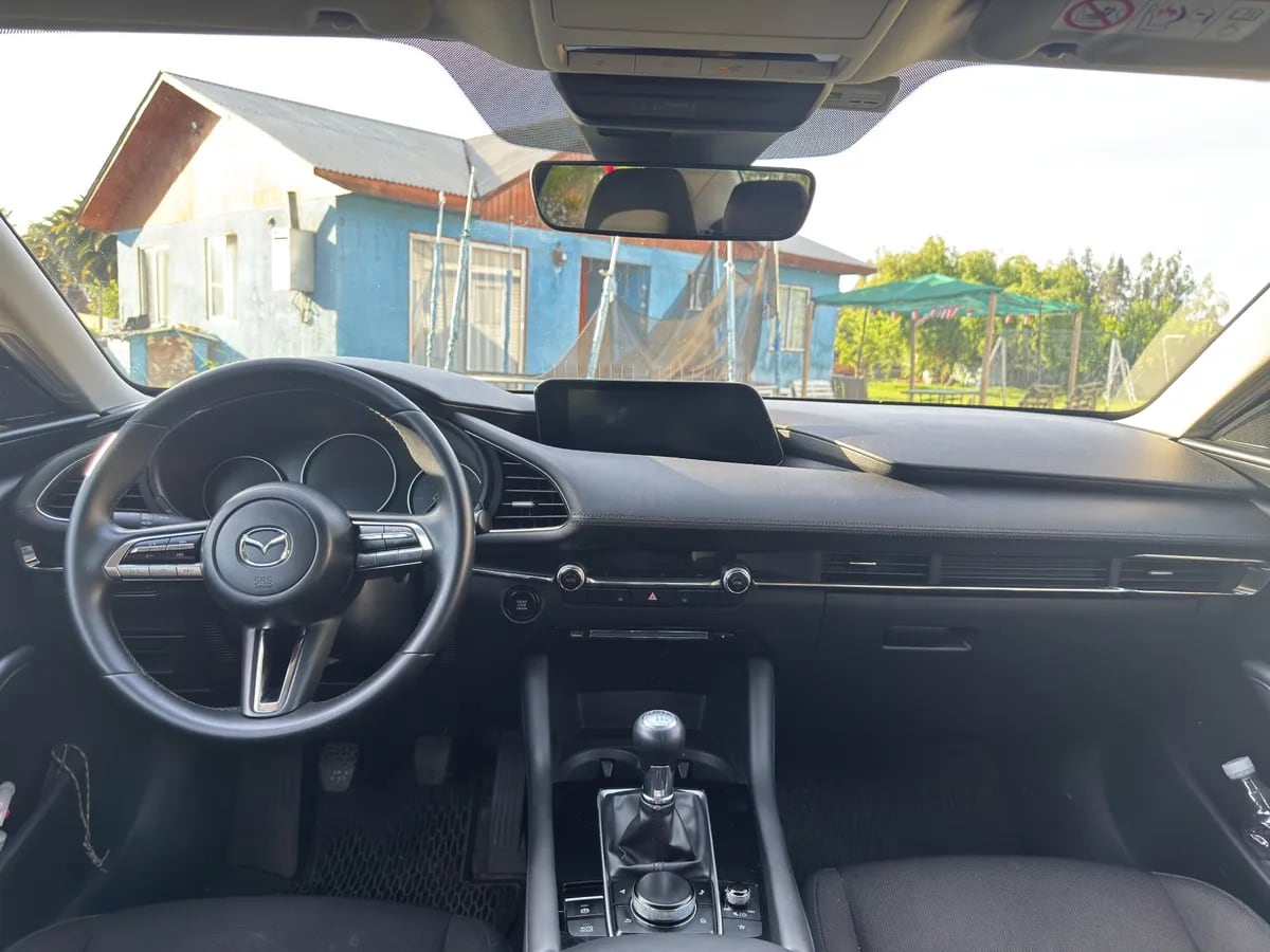 MAZDA MAZDA3 2.0 V 7g Mt año 2021