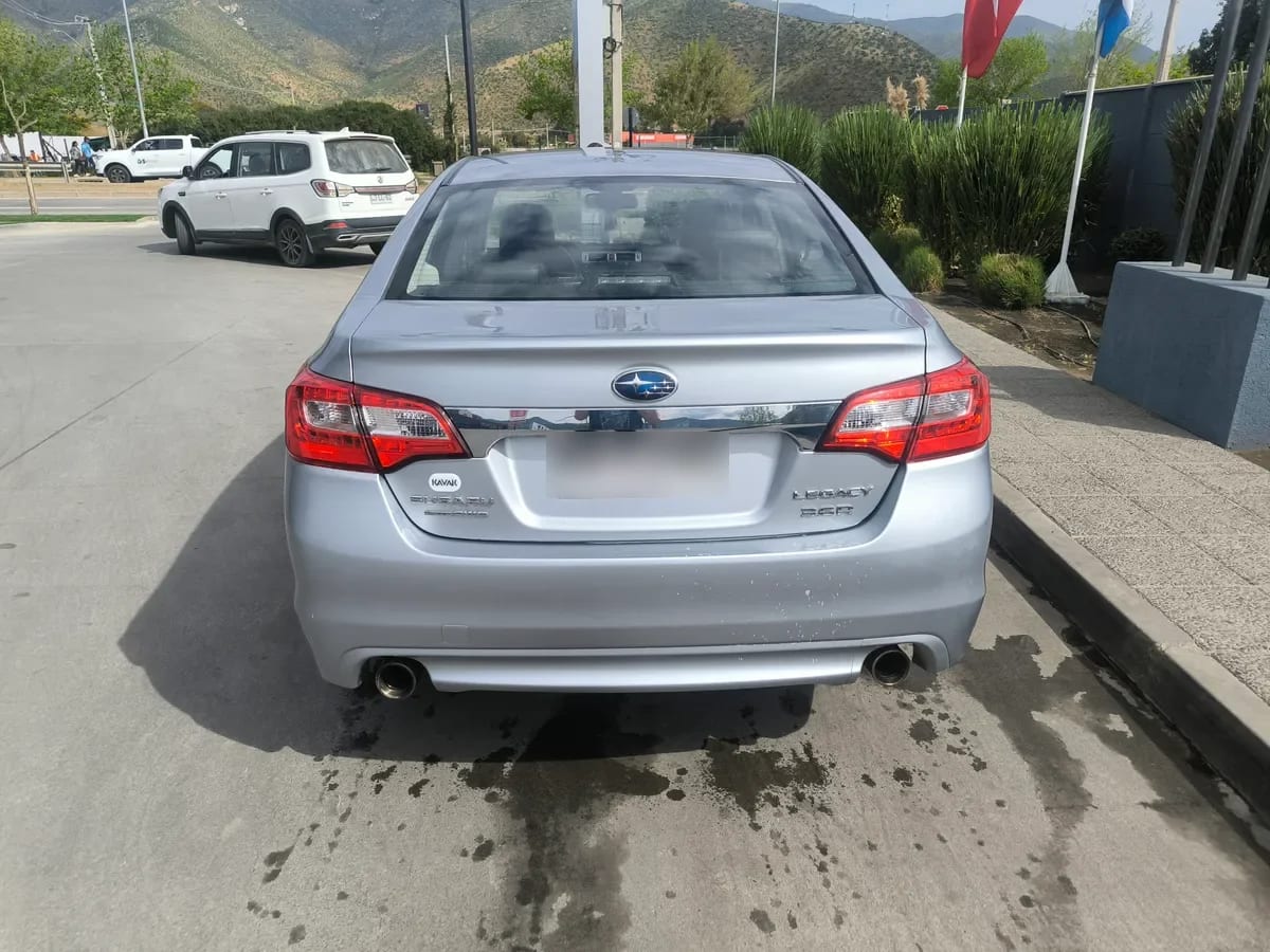 Subaru LEGACY Otra año 2018
