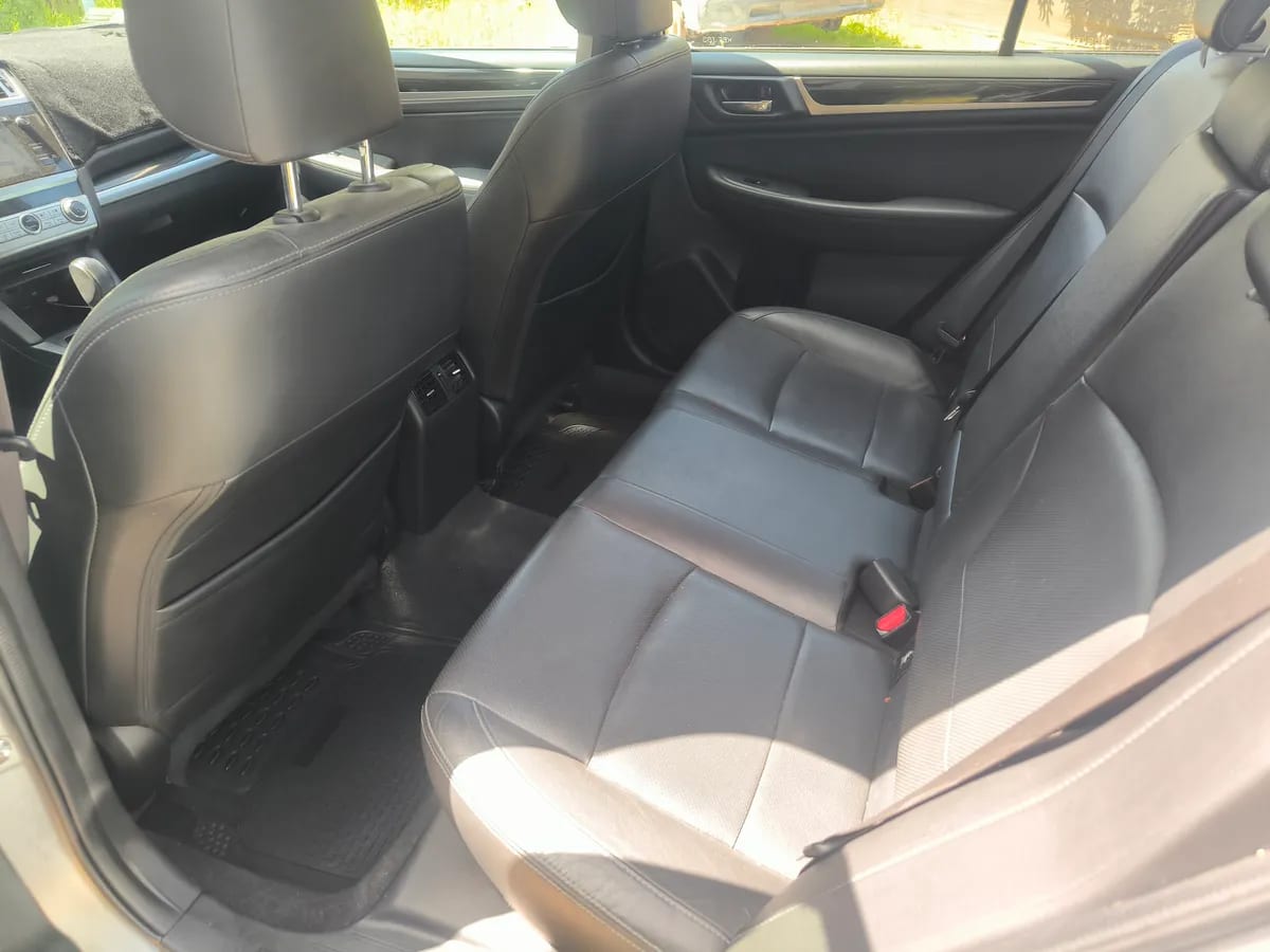 Subaru LEGACY Otra año 2018