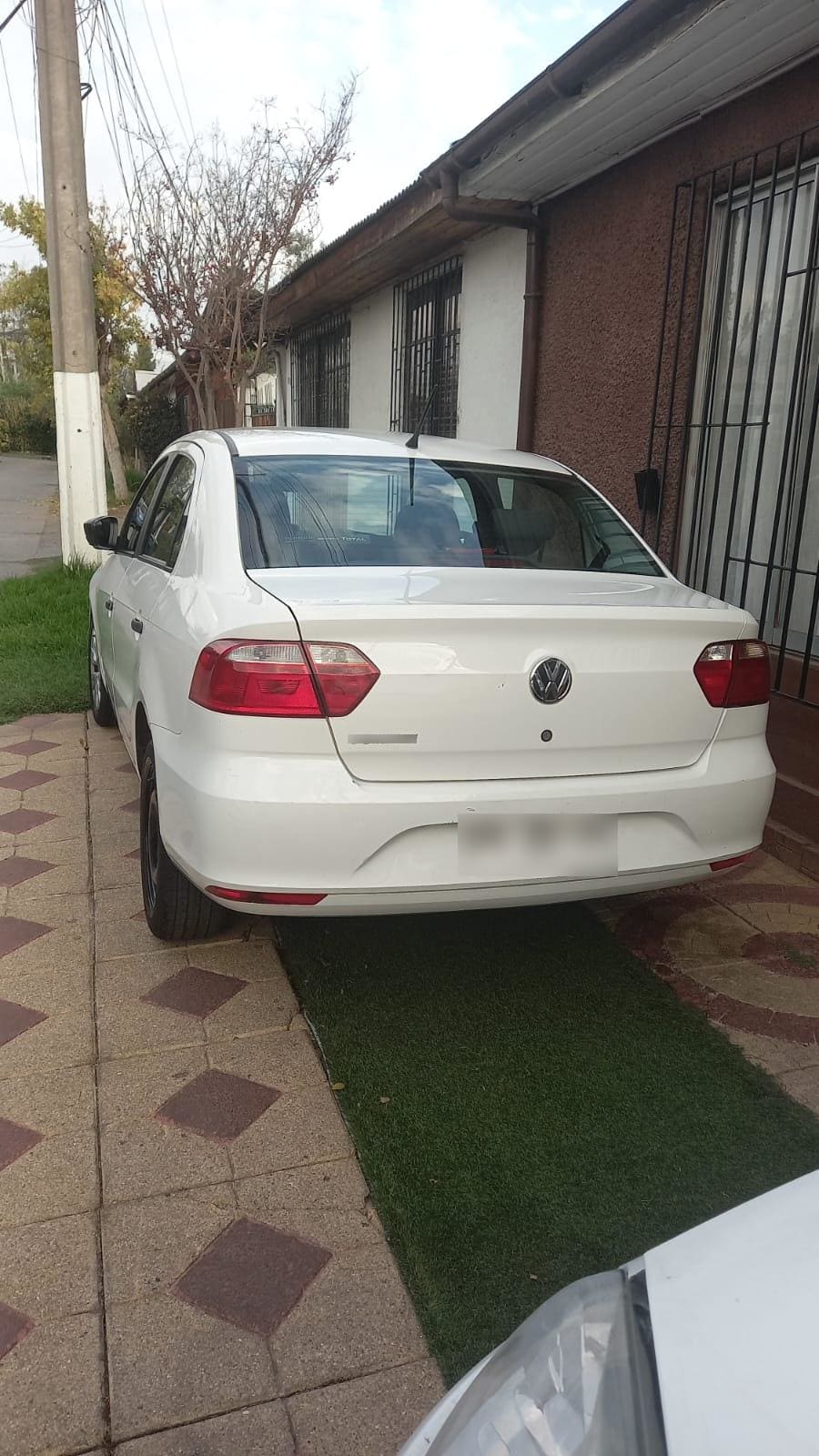 VOLKSWAGEN VOYAGE 1.6 Highline Mt año 2021