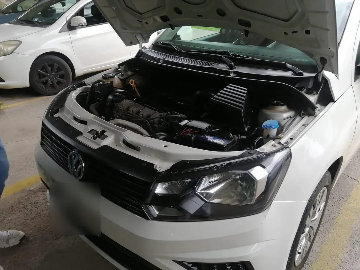 VOLKSWAGEN VOYAGE 1.6 Highline Mt año 2021