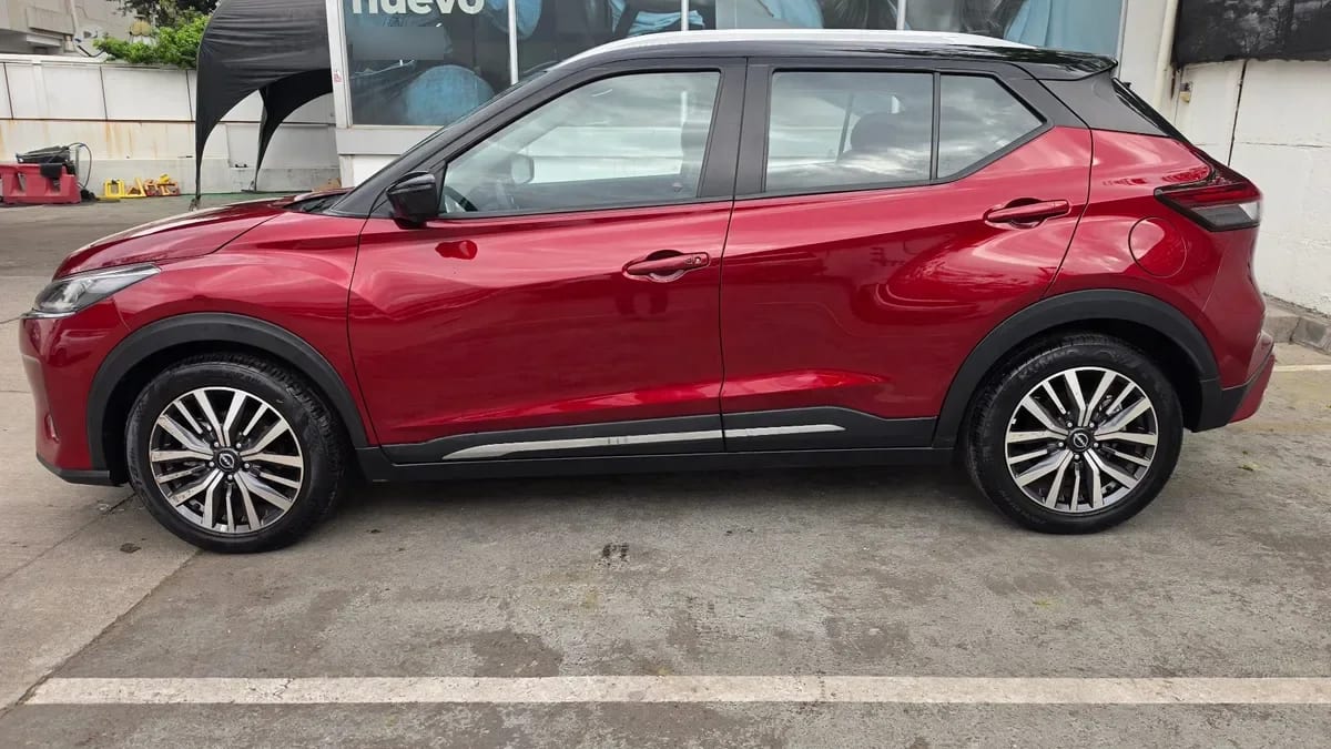 NISSAN KICKS 1.6 Exclusive At año 2024