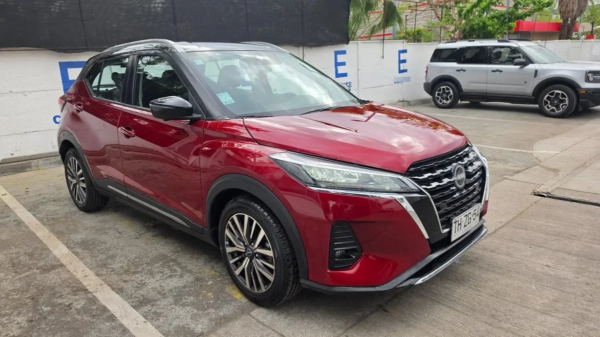 NISSAN KICKS 1.6 Exclusive At año 2024