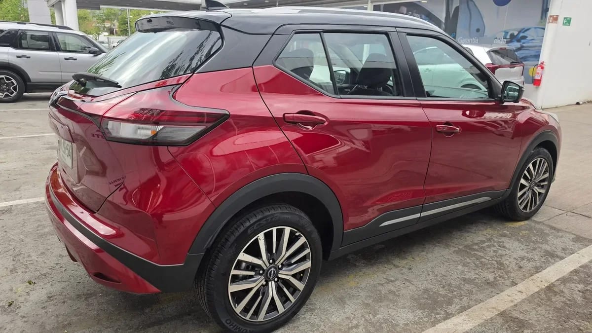 NISSAN KICKS 1.6 Exclusive At año 2024
