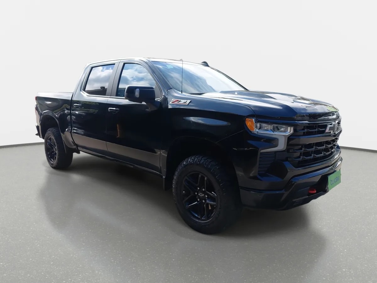 Chevrolet Silverado 5.3 Lt Trail Boss Z71 4x4 At 4p año 2023