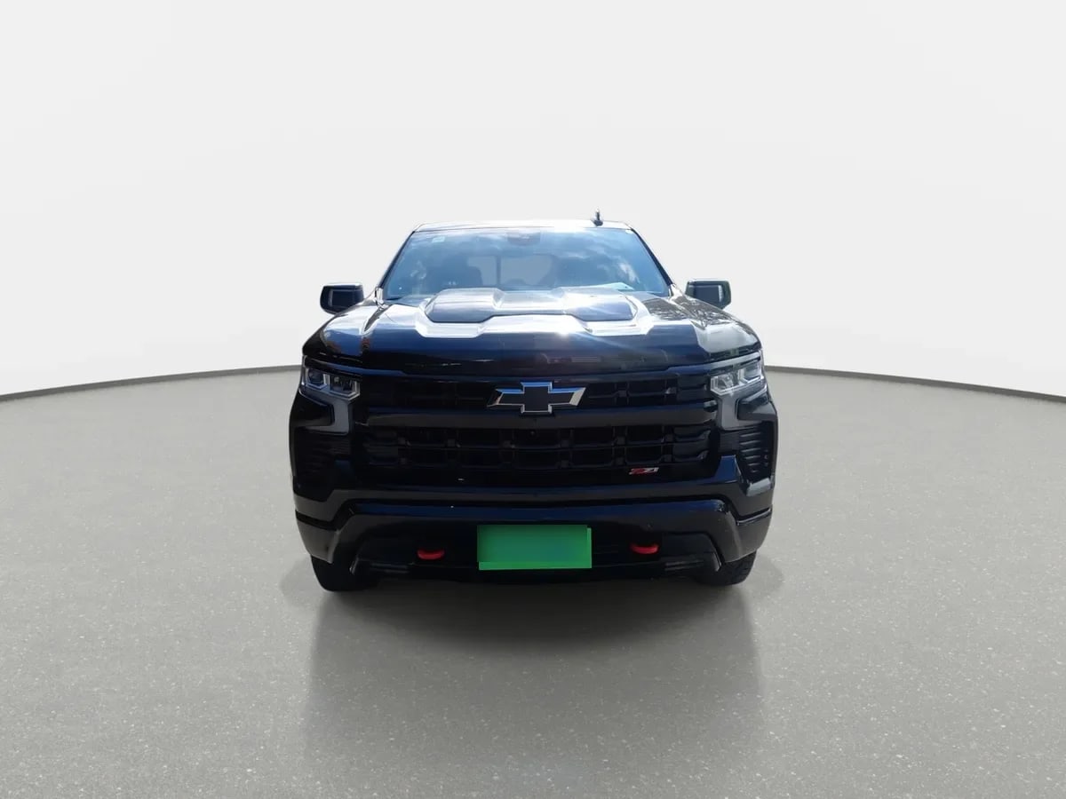 Chevrolet Silverado 5.3 Lt Trail Boss Z71 4x4 At 4p año 2023