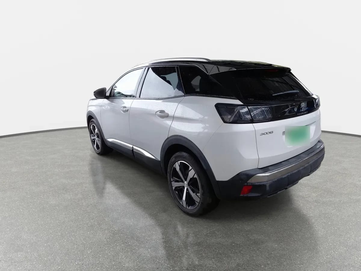 Peugeot 3008 1.5 Allure Pack Bluehdi 130 4x2 Eat8 5p año 2024