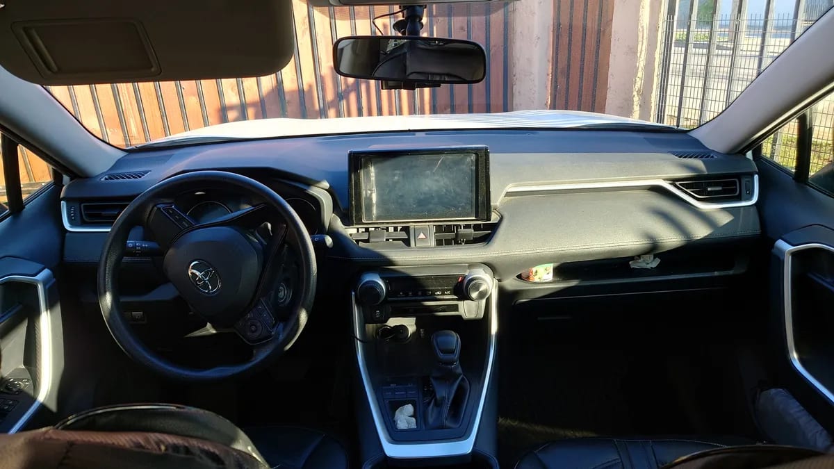 TOYOTA RAV4 2.0 Le At año 2024