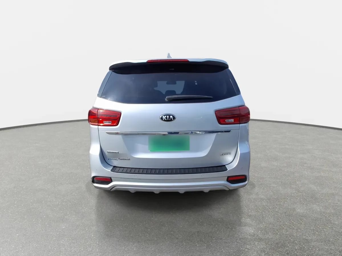 Kia Grand Carnival 2.2 Ex Limited Diesel 4x2 8at 5p año 2020