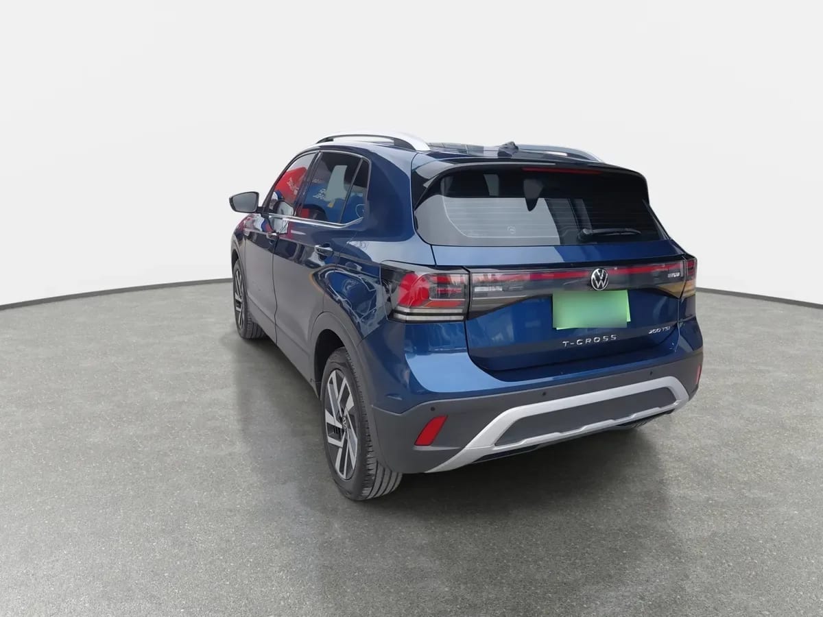 Volkswagen T-Cross 1.0 Tsi Highline 4x2 At 5p año 2025