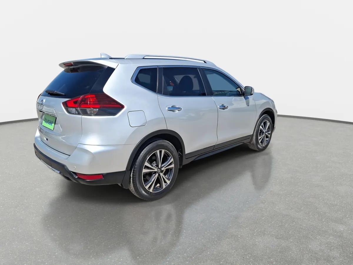 Nissan X-Trail 2.5 Advance 4x2 3row Cvt At 5p año 2021