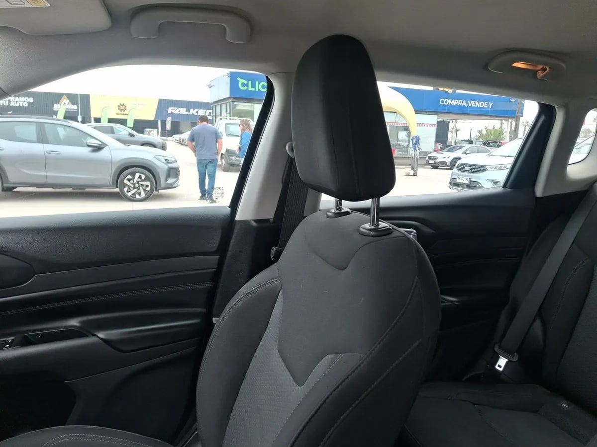 Jeep Compass 1.3 Sport 4x2 At 5p año 2024