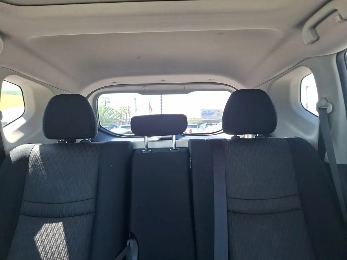 Nissan X-Trail 2.5 Advance 4x2 3row Cvt At 5p año 2021