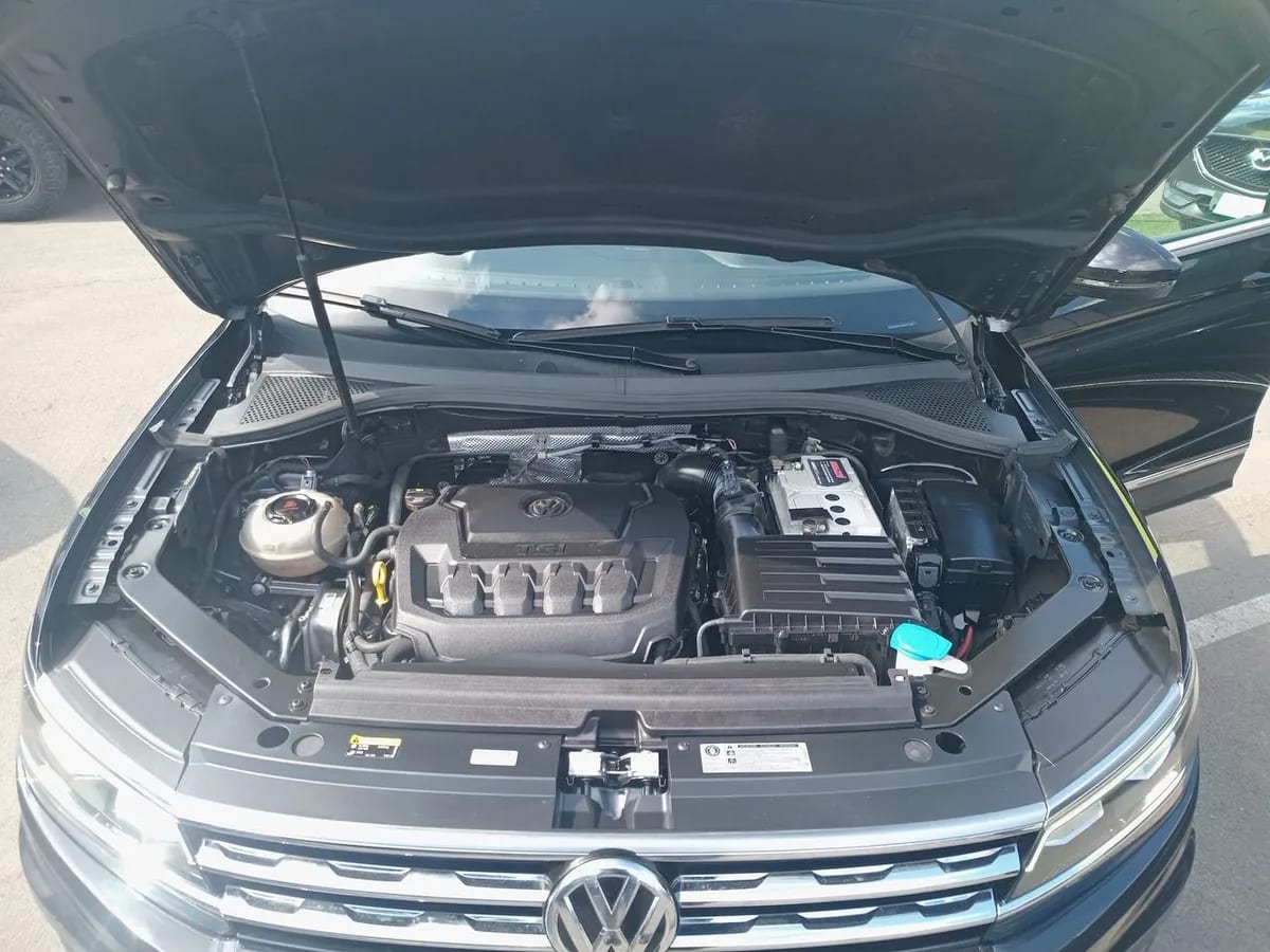 Volkswagen Tiguan 2.0 Tsi Sport 4motion 4x4 180hp At 5p año 2019